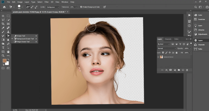 Cara menghapus background foto di photoshop